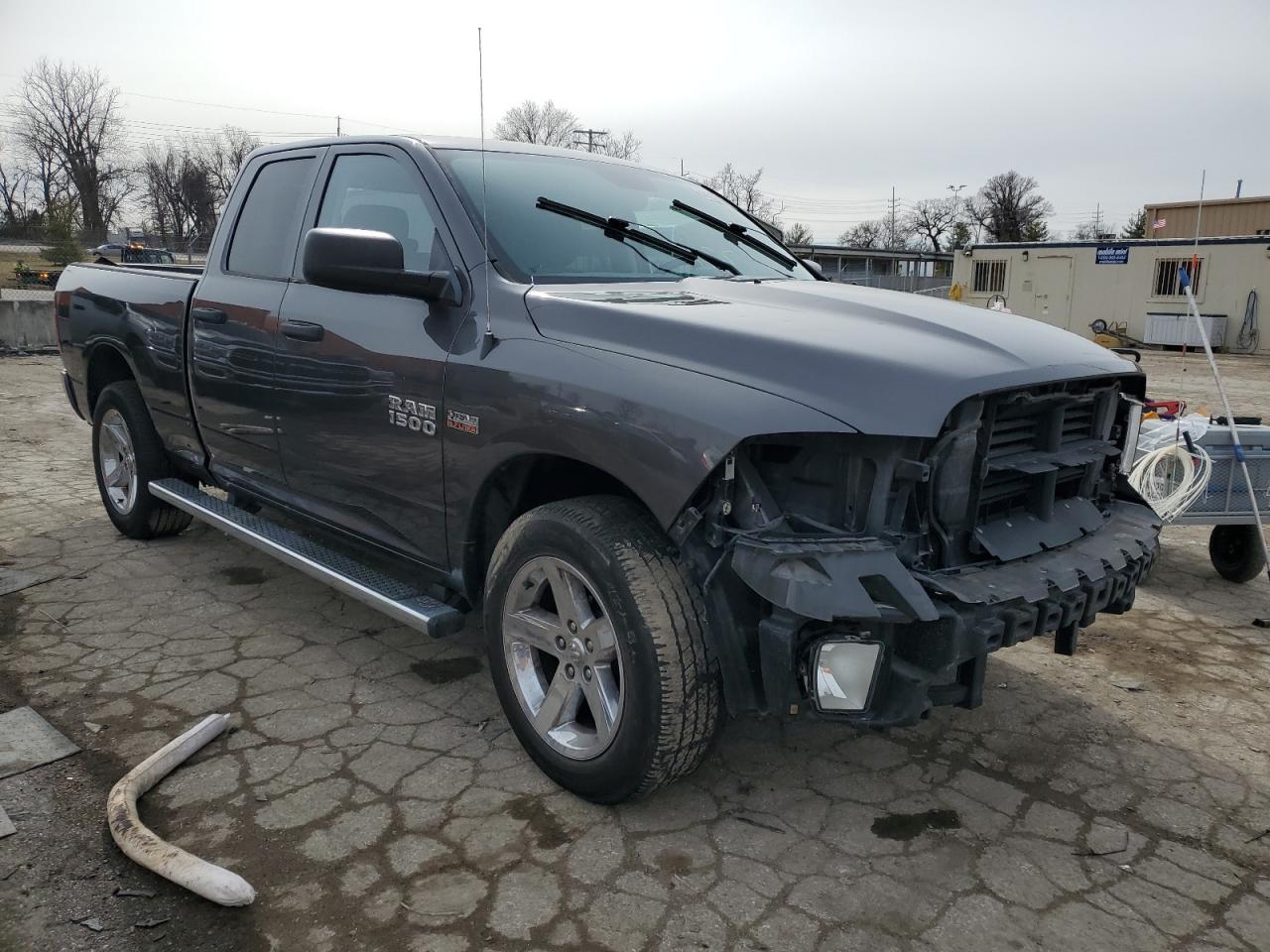 2014 RAM 1500 - Image 4