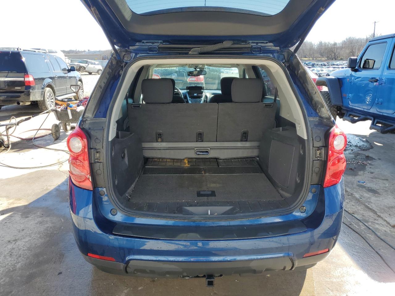 2010 Chevrolet Equinox - Image 6