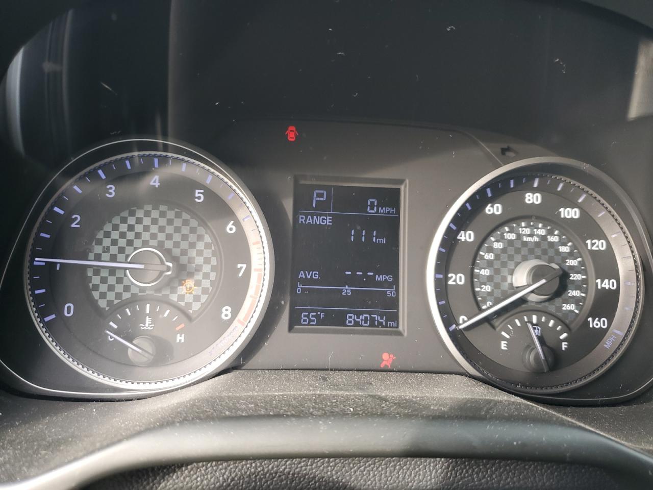2019 Hyundai Elantra - Image 9