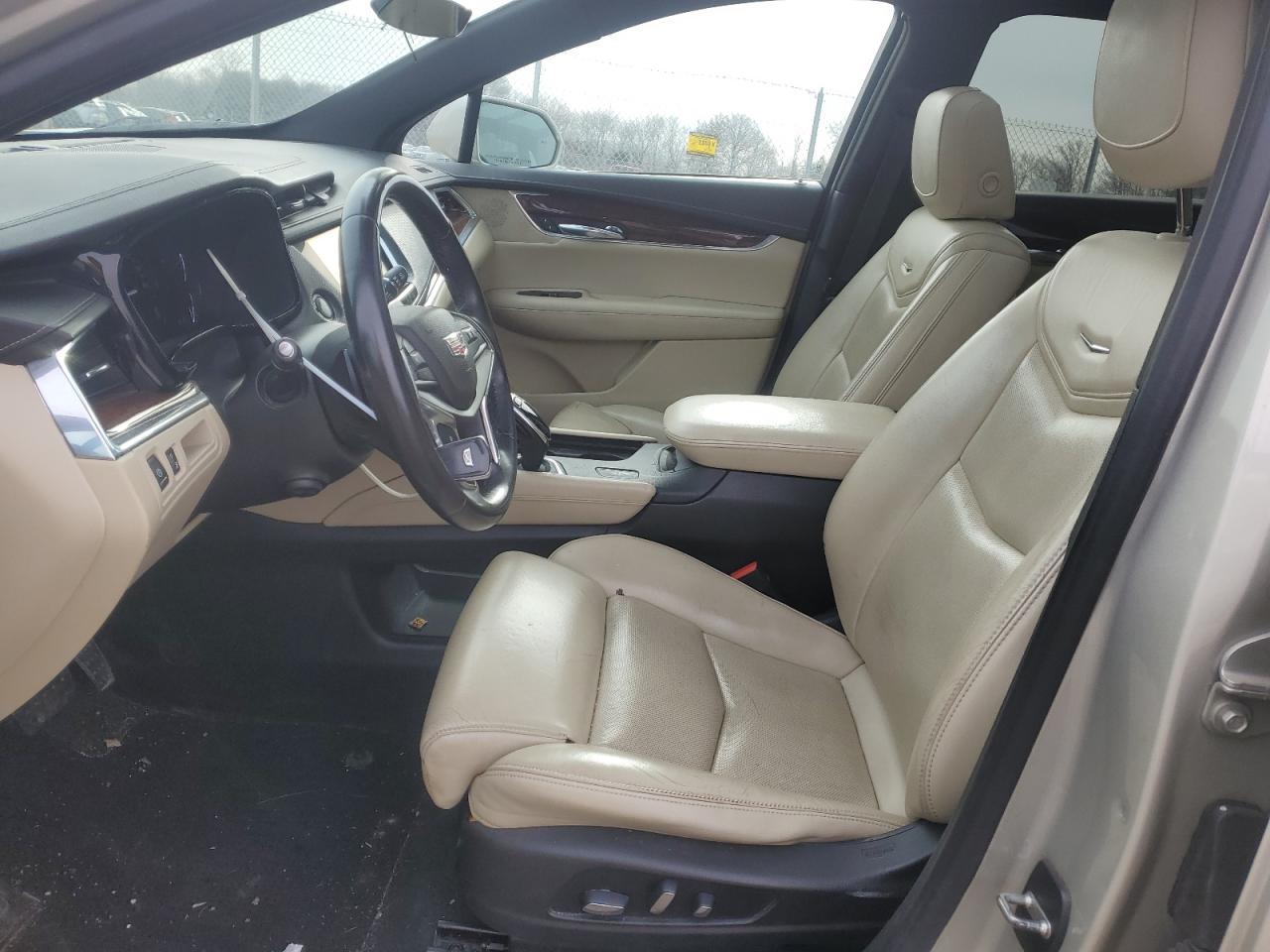 2017 Cadillac XT5 - Image 7