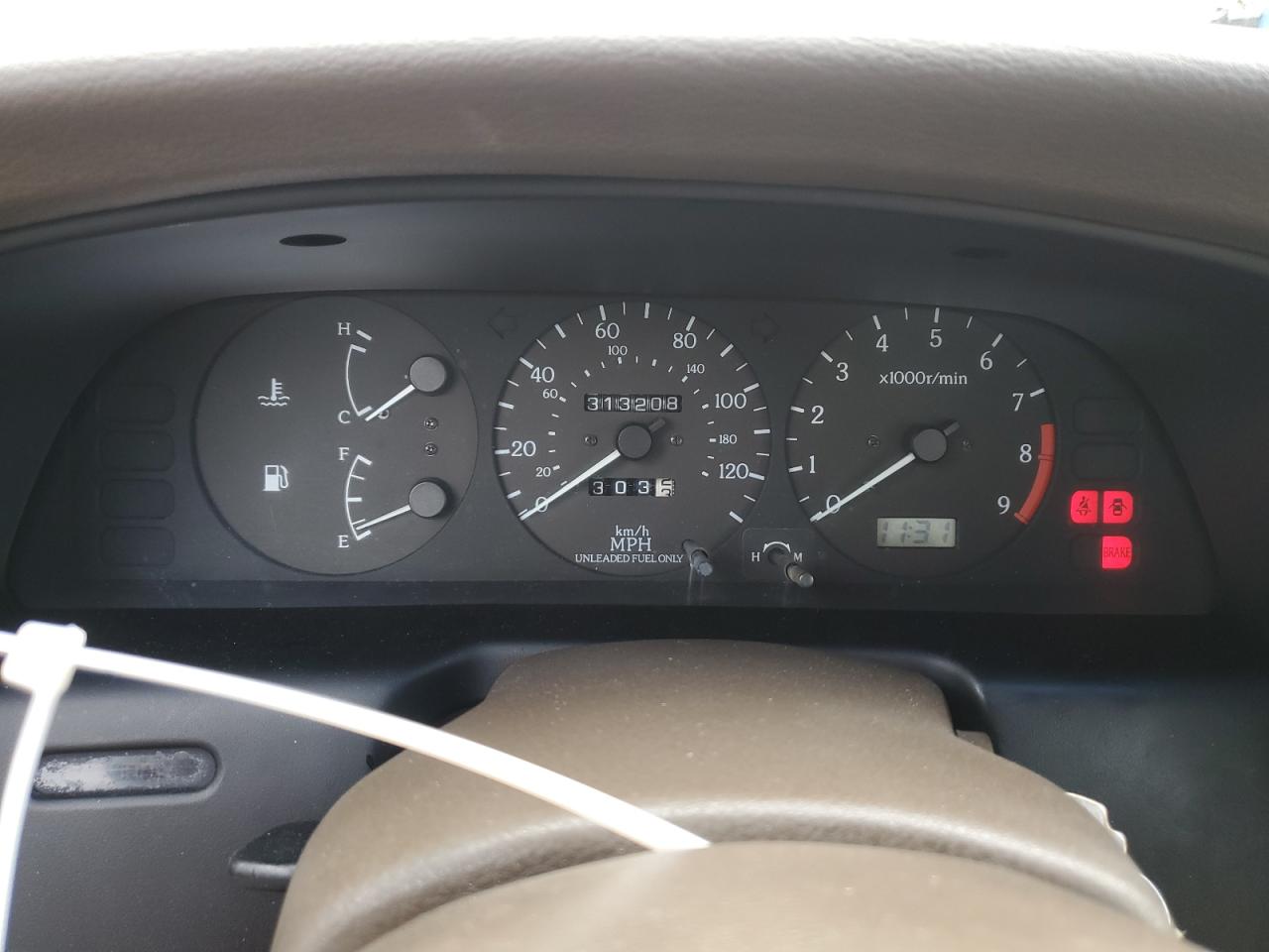 1996 Infiniti G - Image 9