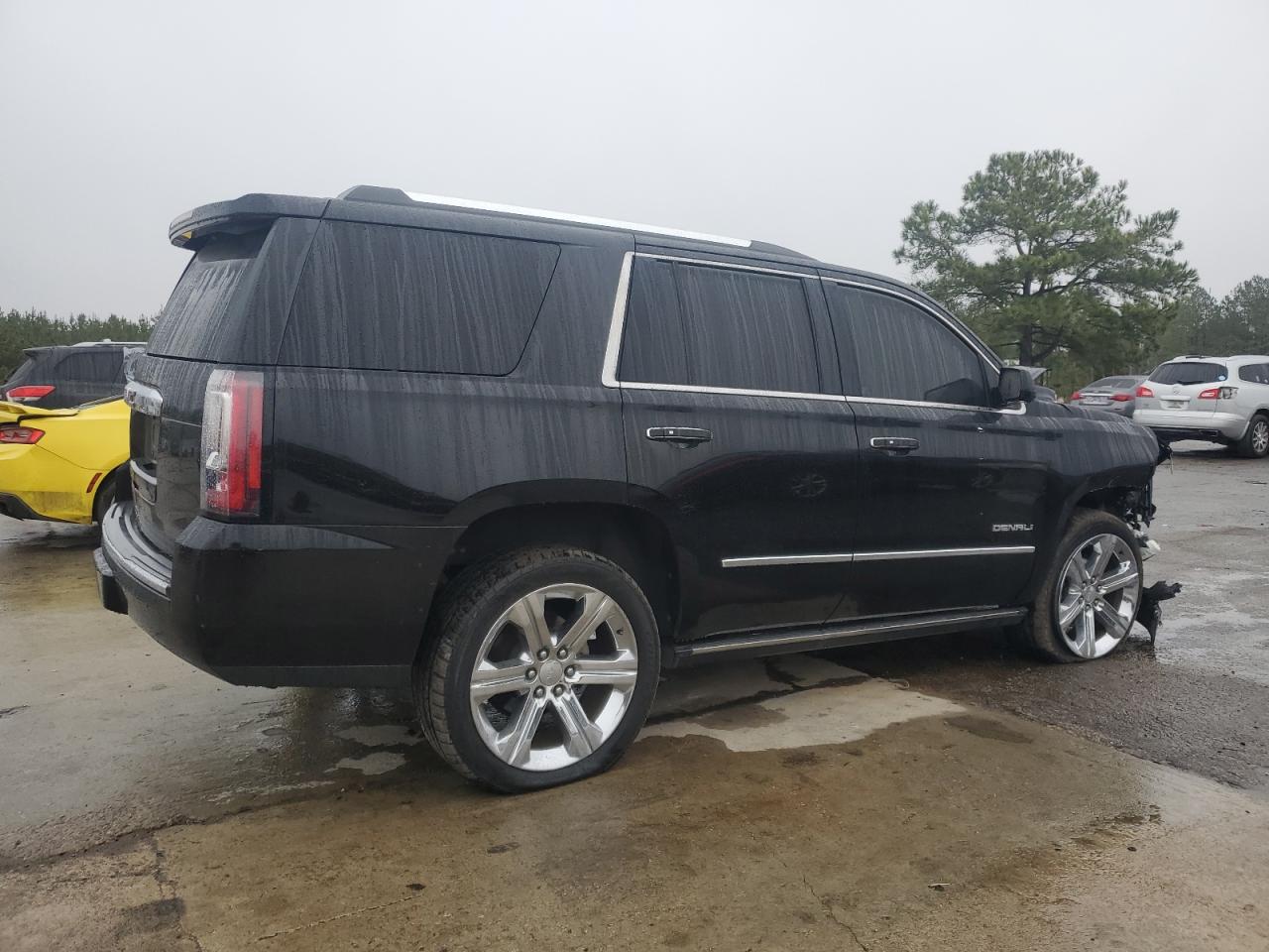 2018 GMC Yukon - Image 3