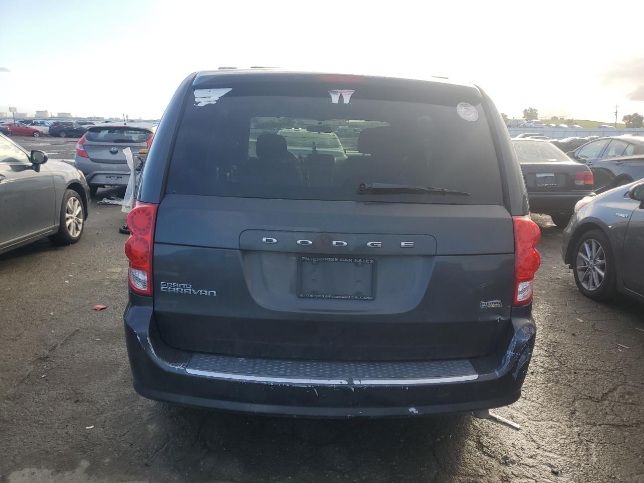 2012 Dodge Caravan - Image 6