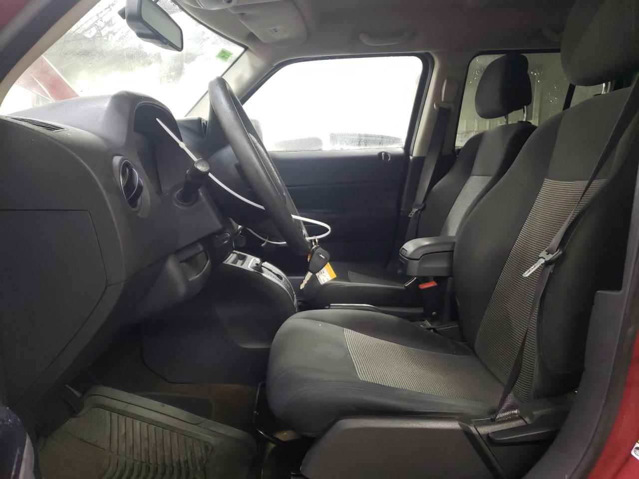 2016 Jeep Liberty (Patriot) - Image 7