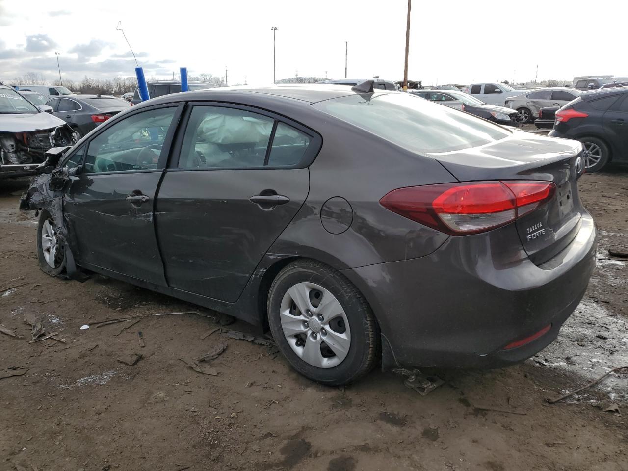 2017 Kia Forte - Image 2