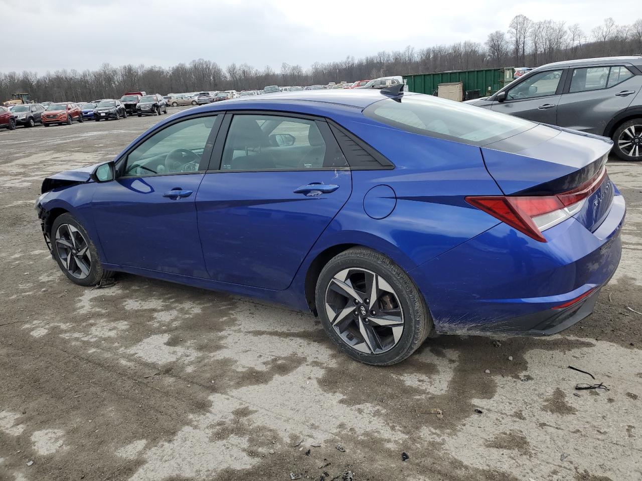 2023 Hyundai Elantra - Image 2