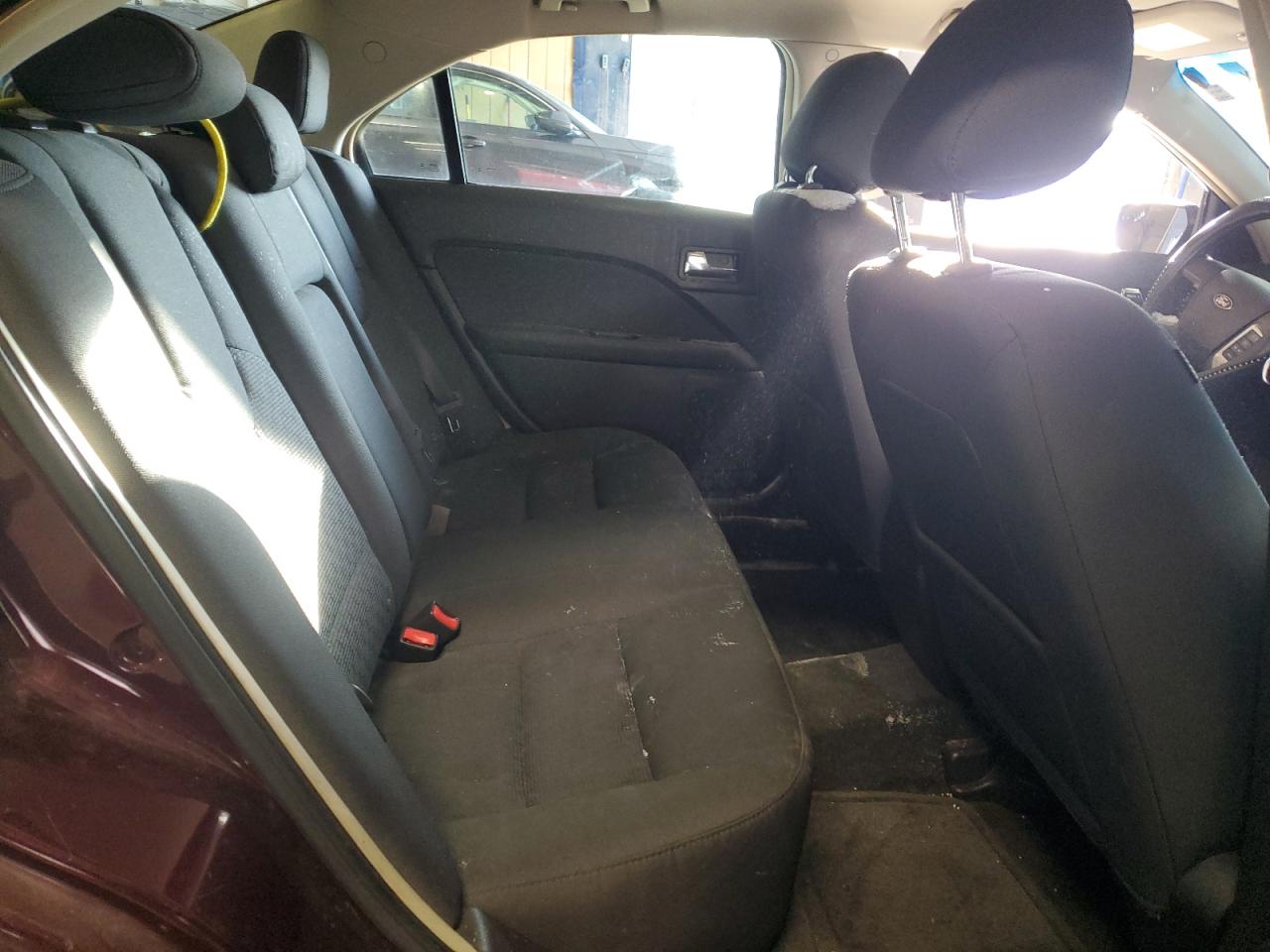2012 Ford Fusion - Image 10