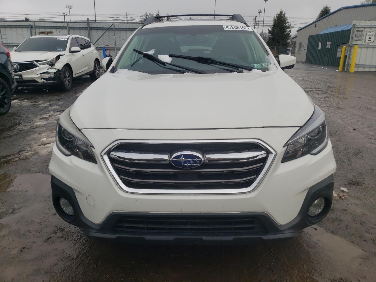 2018 Subaru Outback - Image 5