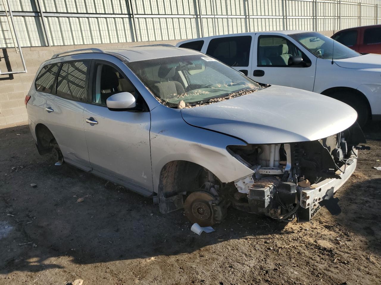 2013 Nissan Pathfinder - Image 4