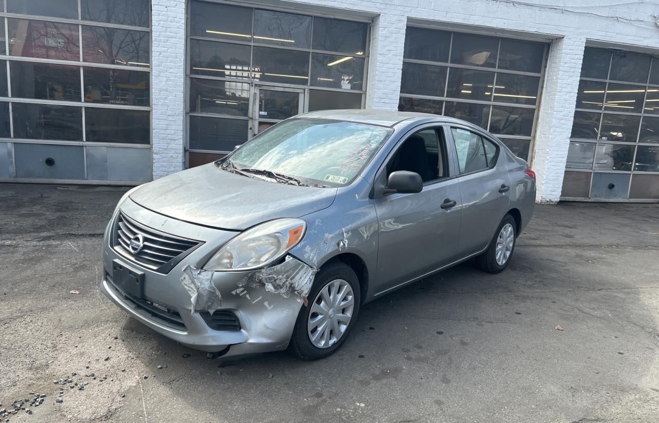 2012 Nissan Versa - Image 2