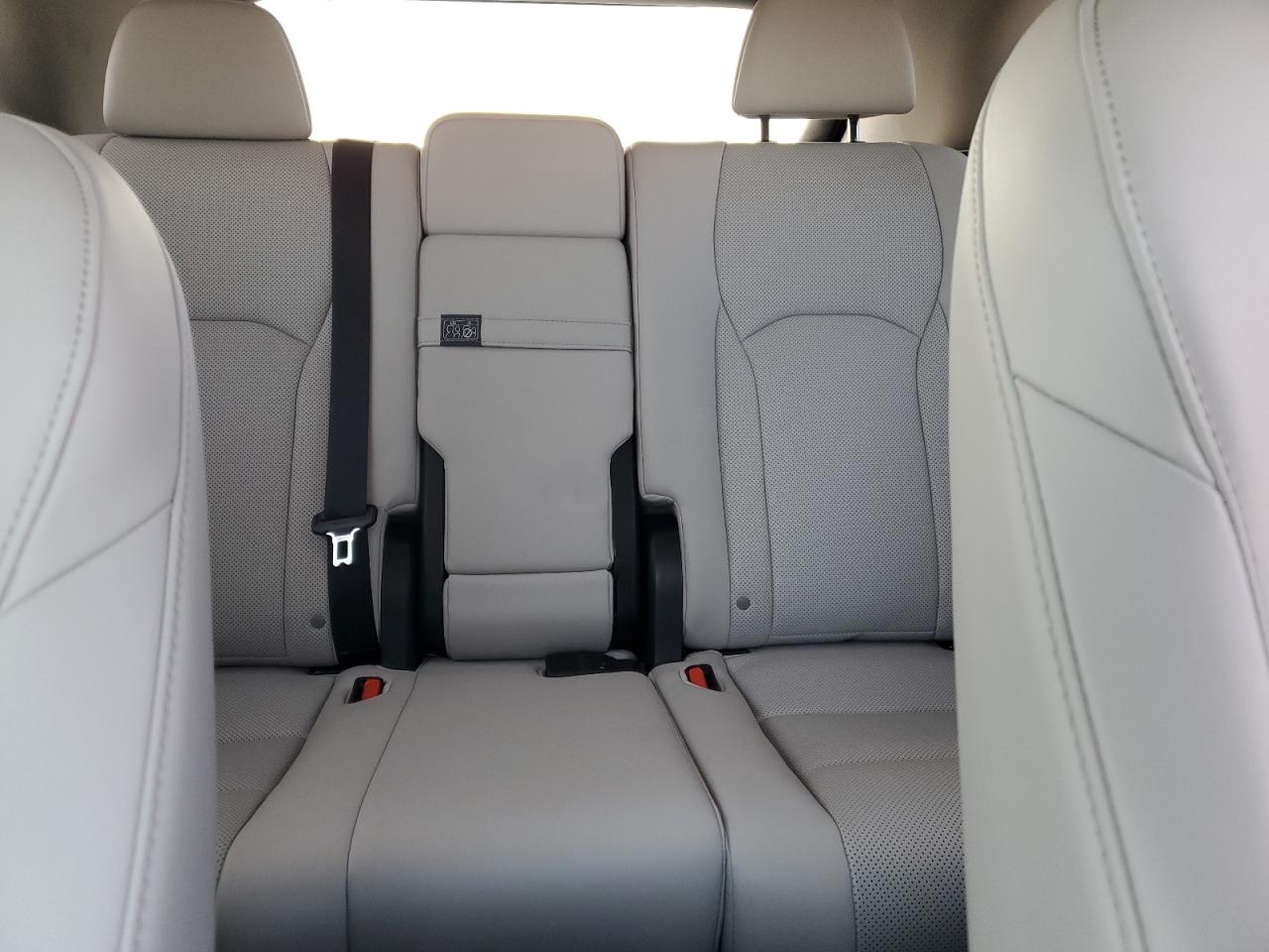 2020 Lexus RX - Image 10