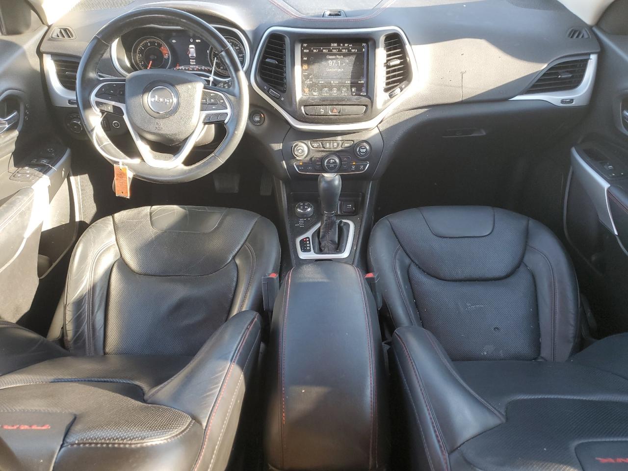 2018 Jeep Cherokee - Image 8