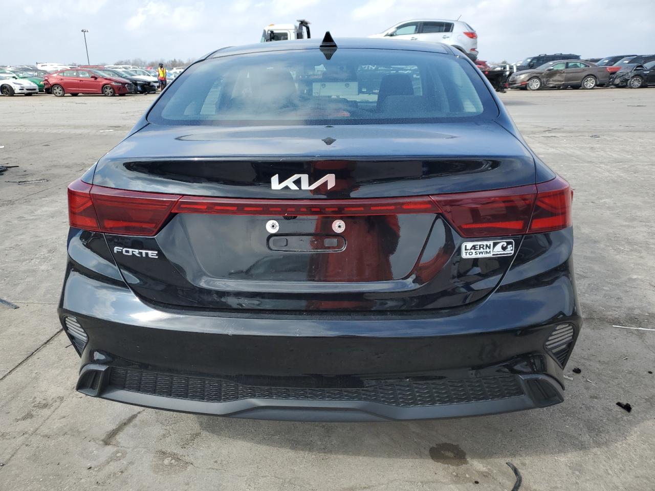2022 Kia Forte - Image 6
