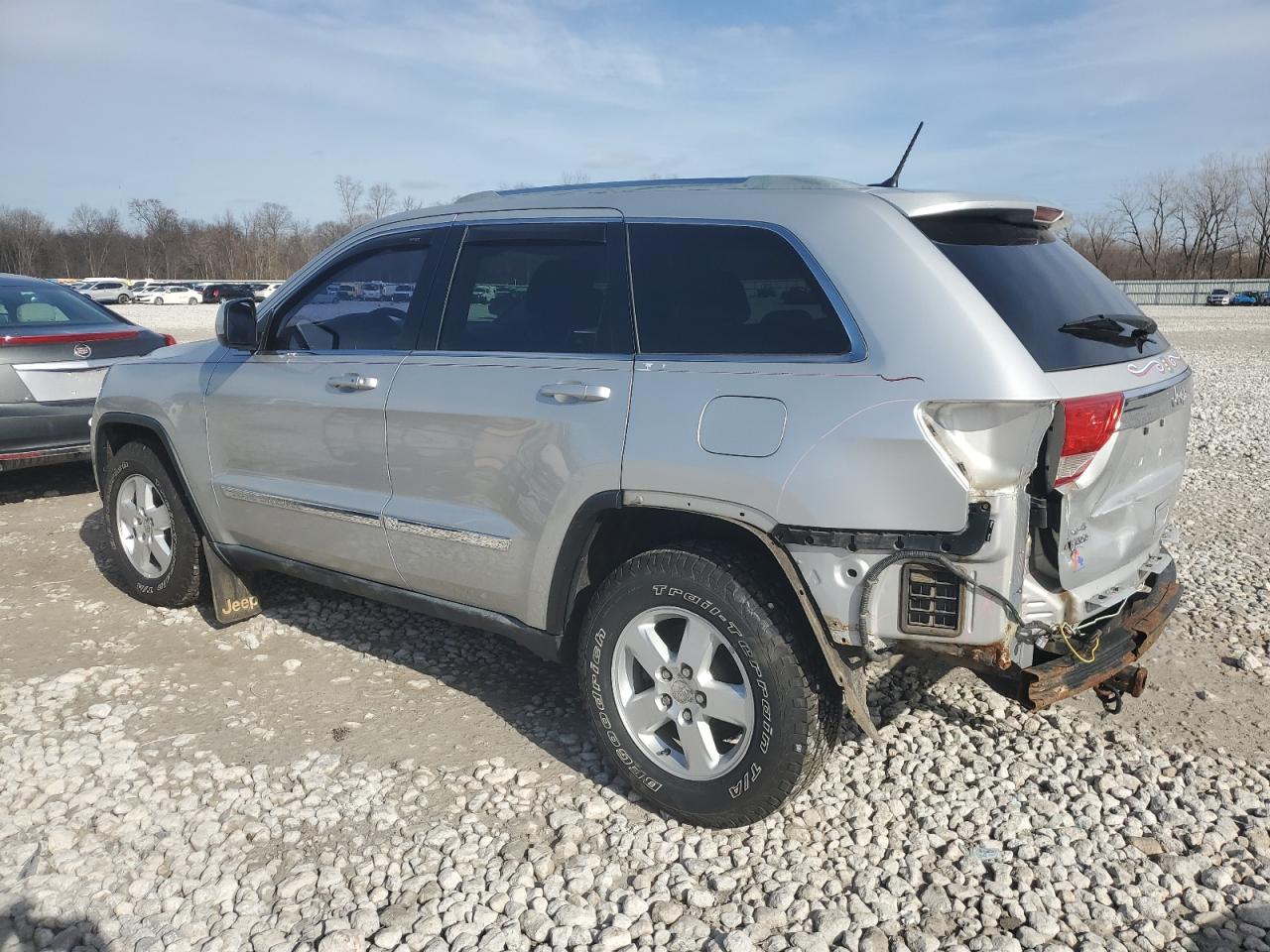 2012 Jeep Grand Cherokee - Image 2
