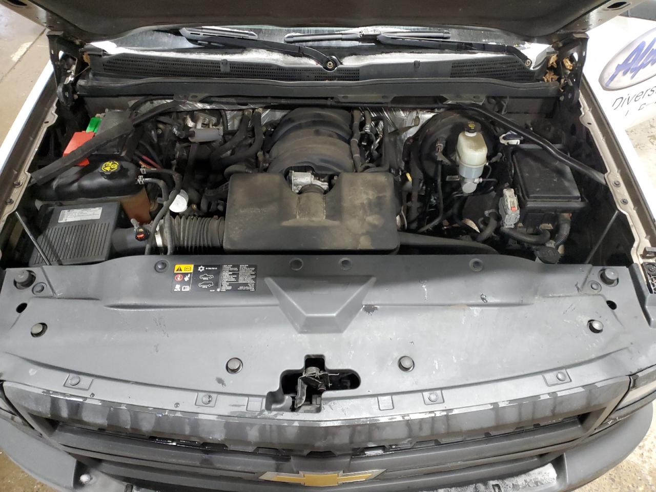 2014 Chevrolet Silverado - Image 11