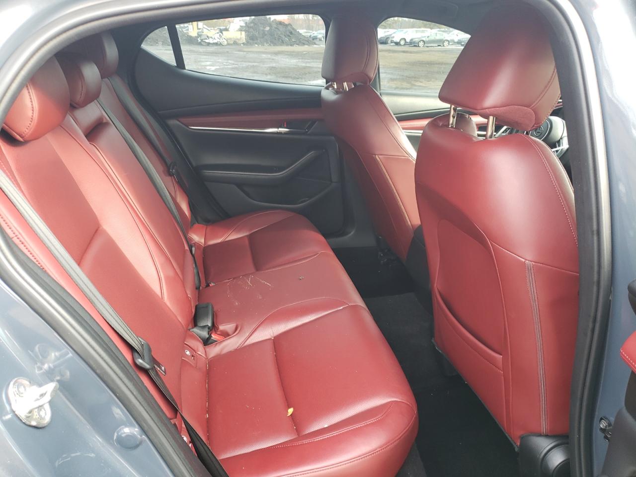 2021 Mazda 3 - Image 11