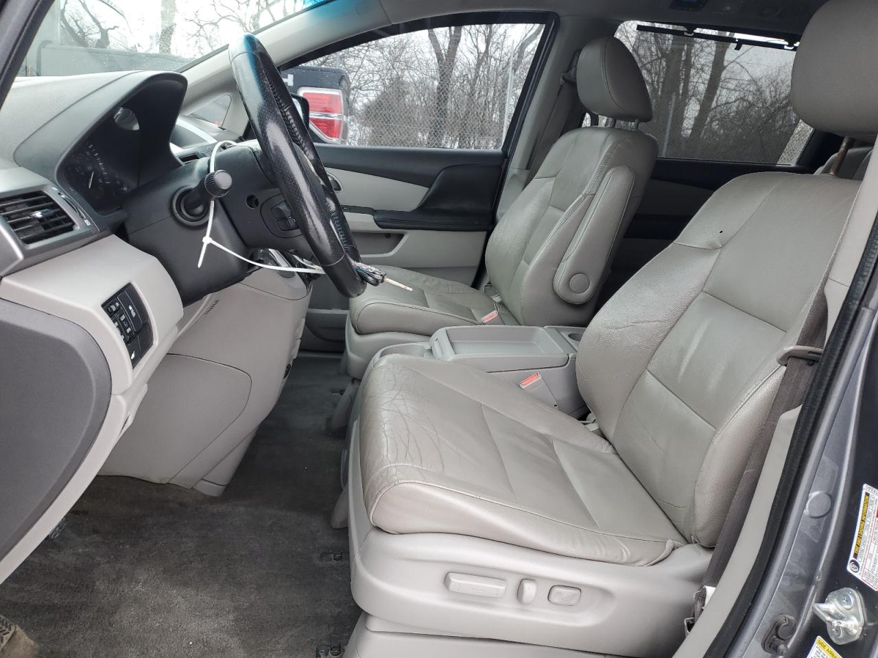2011 Honda Odyssey - Image 7