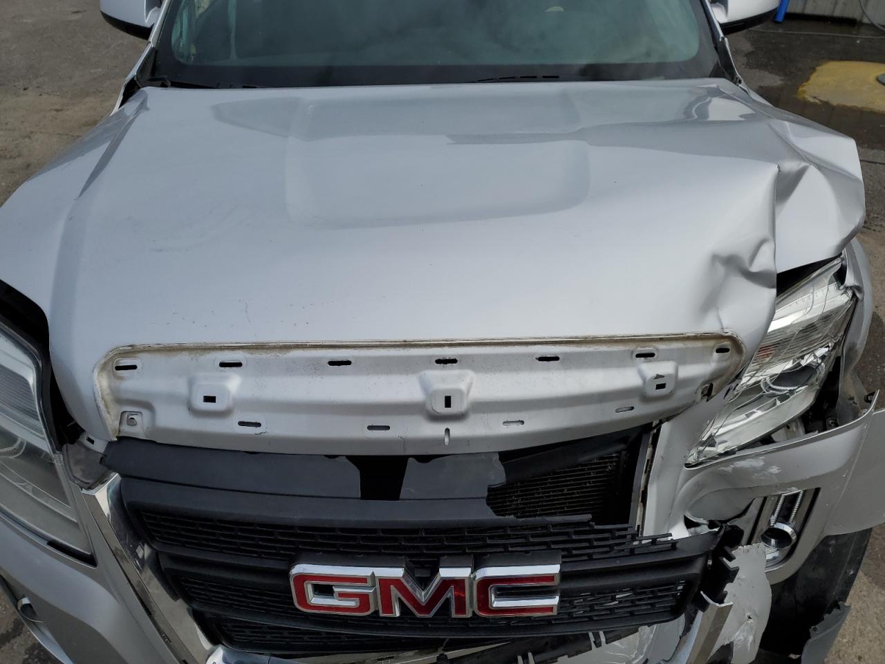 2012 GMC Terrain - Image 12