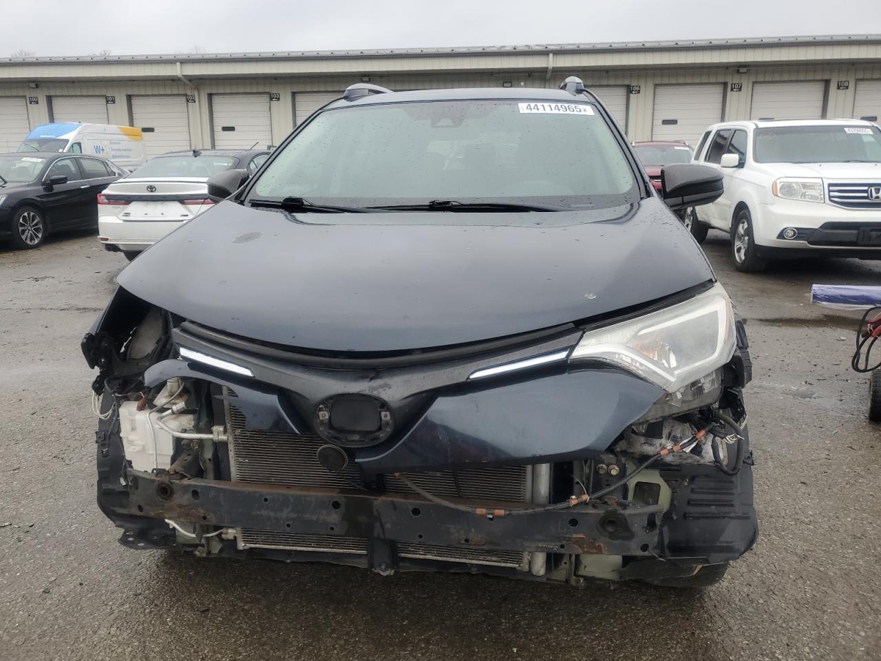 2018 Toyota RAV 4 - Image 5