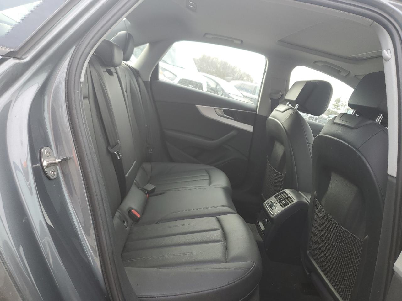 2017 Audi A4 - Image 10