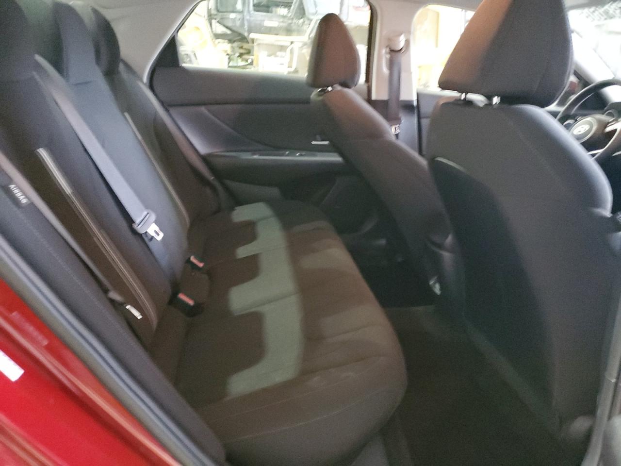 2024 Hyundai Elantra - Image 10