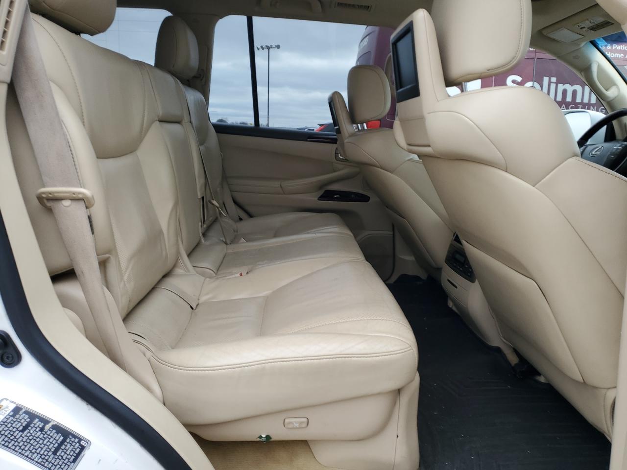 2014 Lexus LX - Image 11