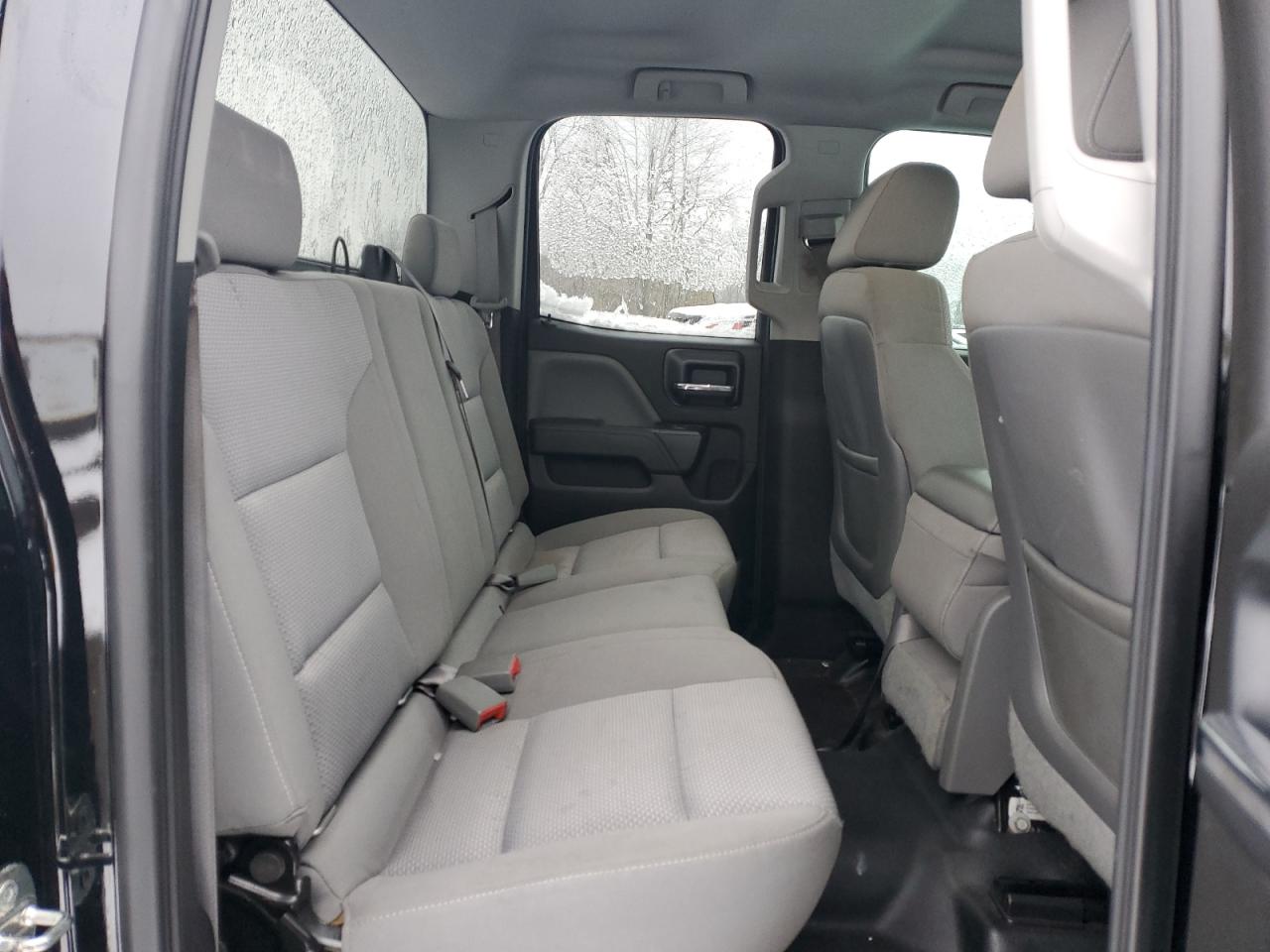 2015 Chevrolet Silverado - Image 10