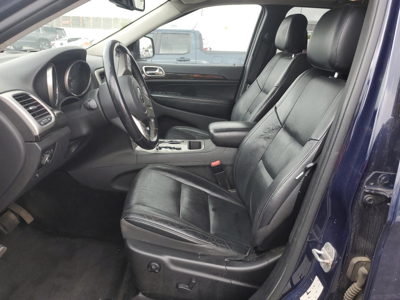 2012 Jeep Grand Cherokee - Image 7