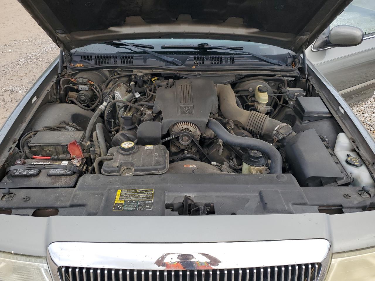 2004 Mercury Grand Marquis - Image 11