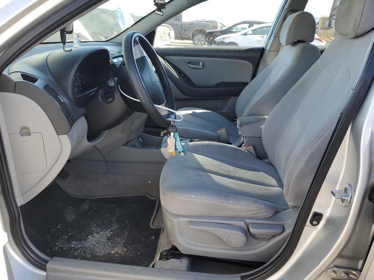 2008 Hyundai Elantra - Image 7