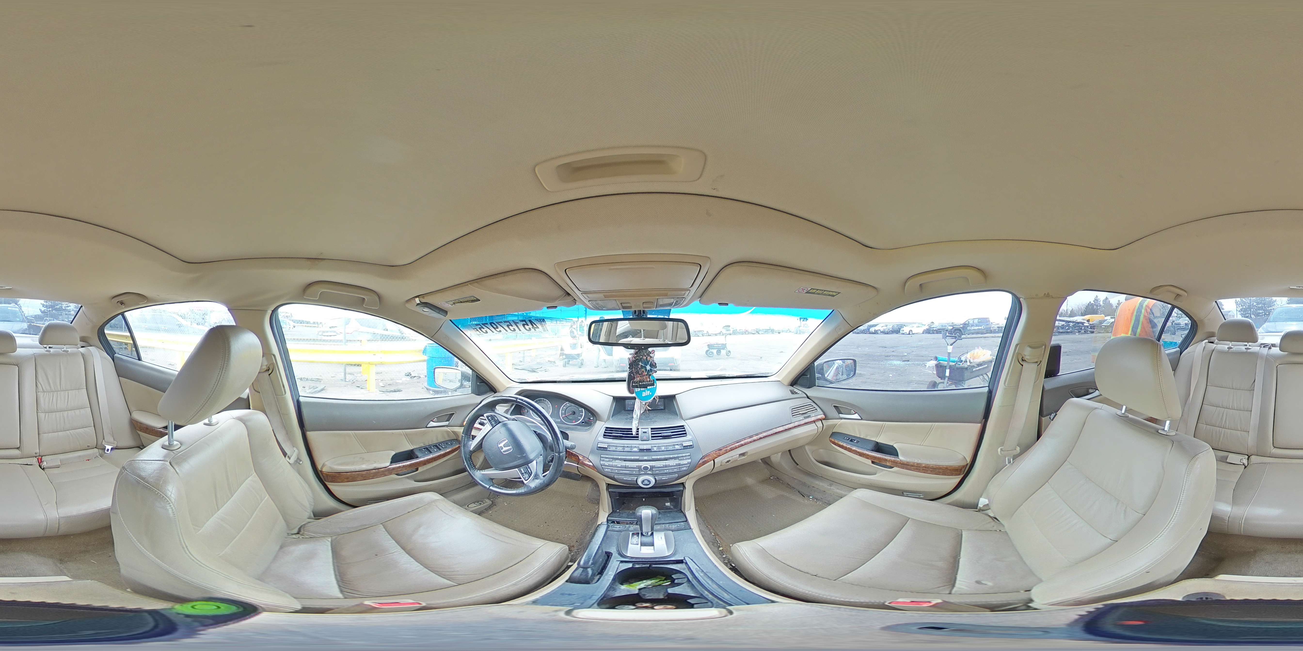2010 Honda Accord - Image 13