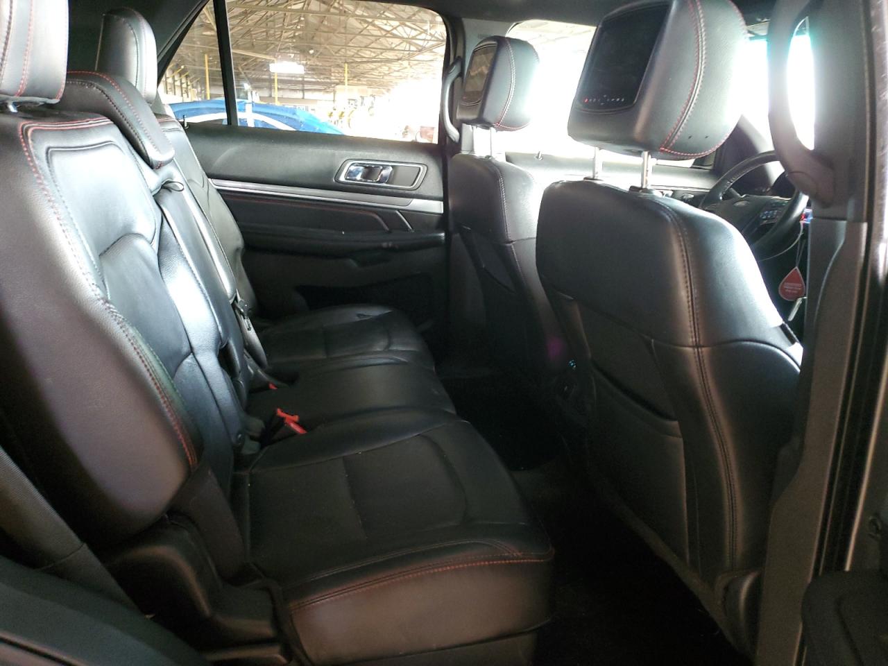 2017 Ford Explorer - Image 11