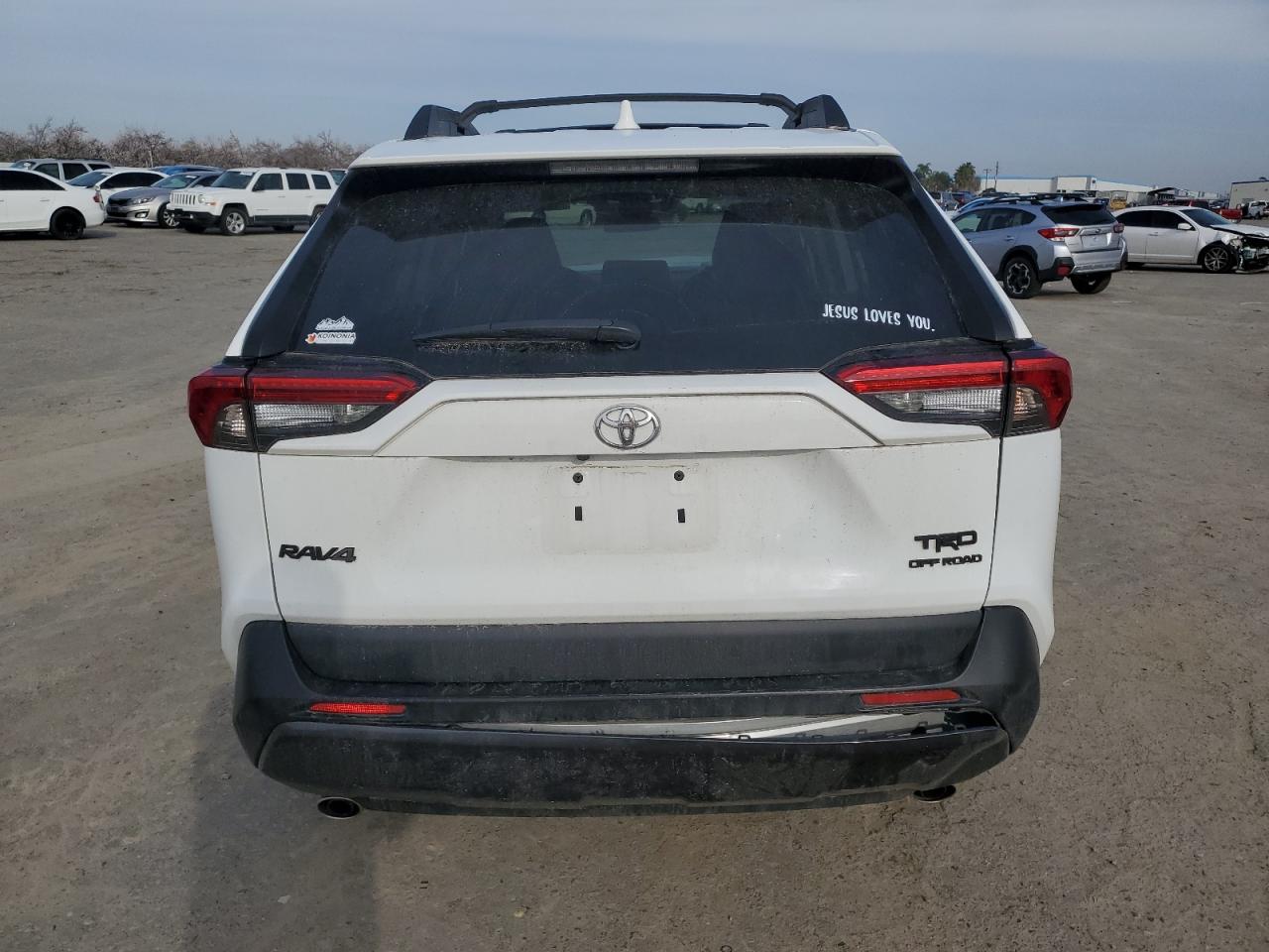2021 Toyota RAV 4 - Image 6