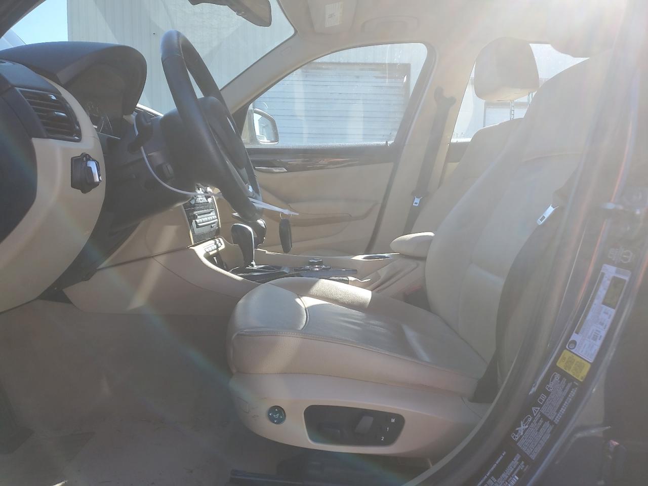 2015 BMW X1 - Image 7