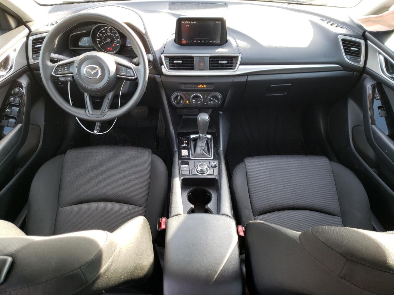 2018 Mazda 3 - Image 8