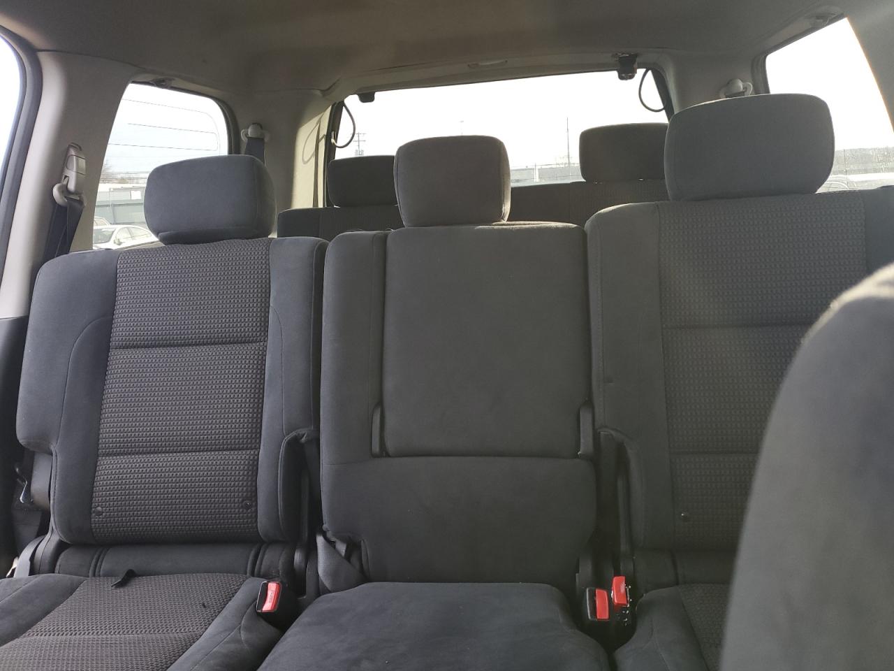 2010 Nissan Armada - Image 10