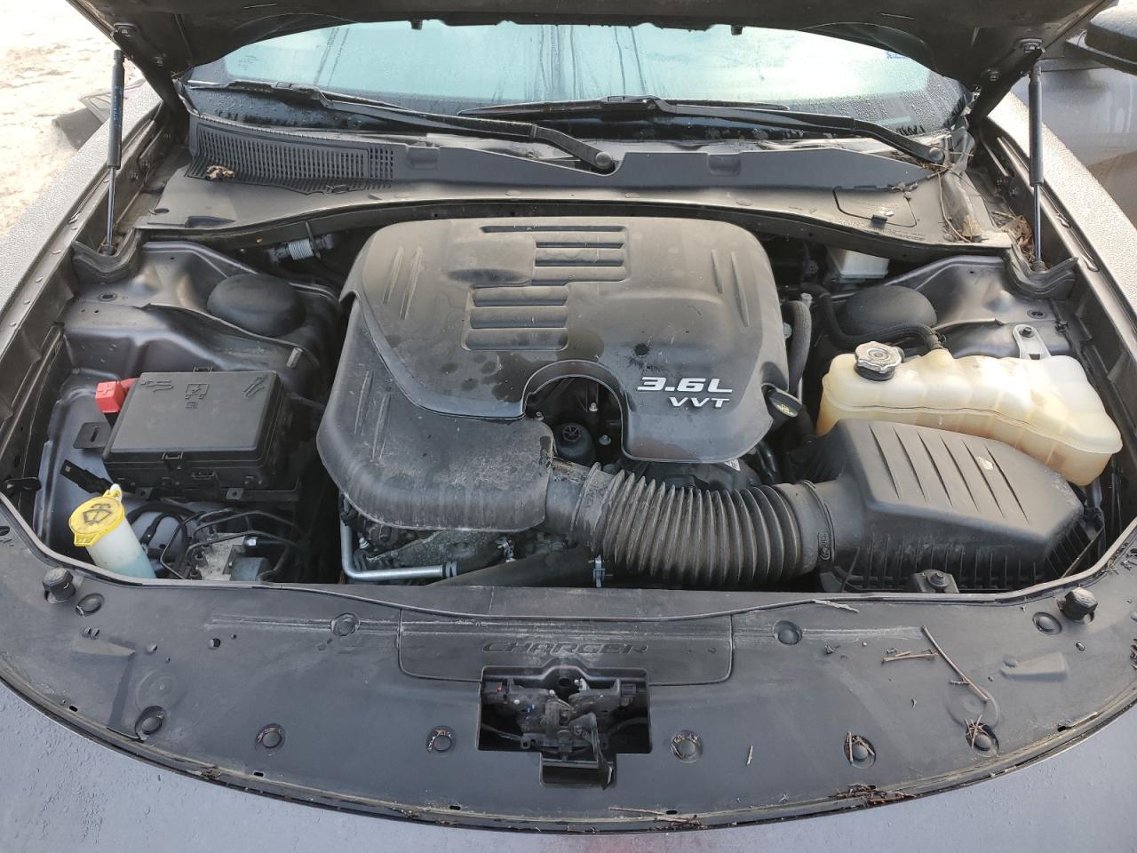 2021 Dodge Charger - Image 13