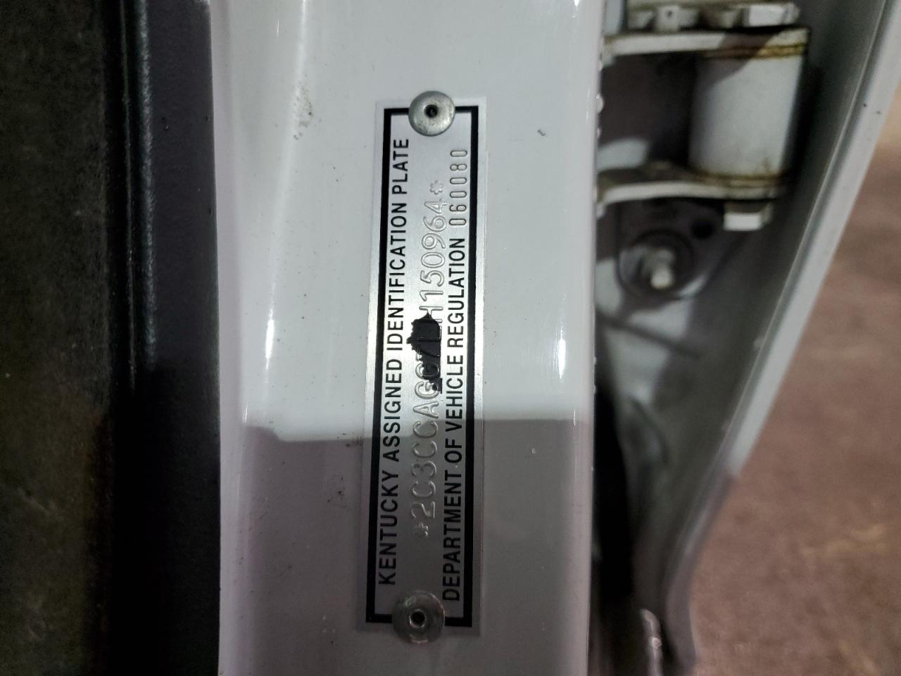 2020 Chrysler 300 - Image 12