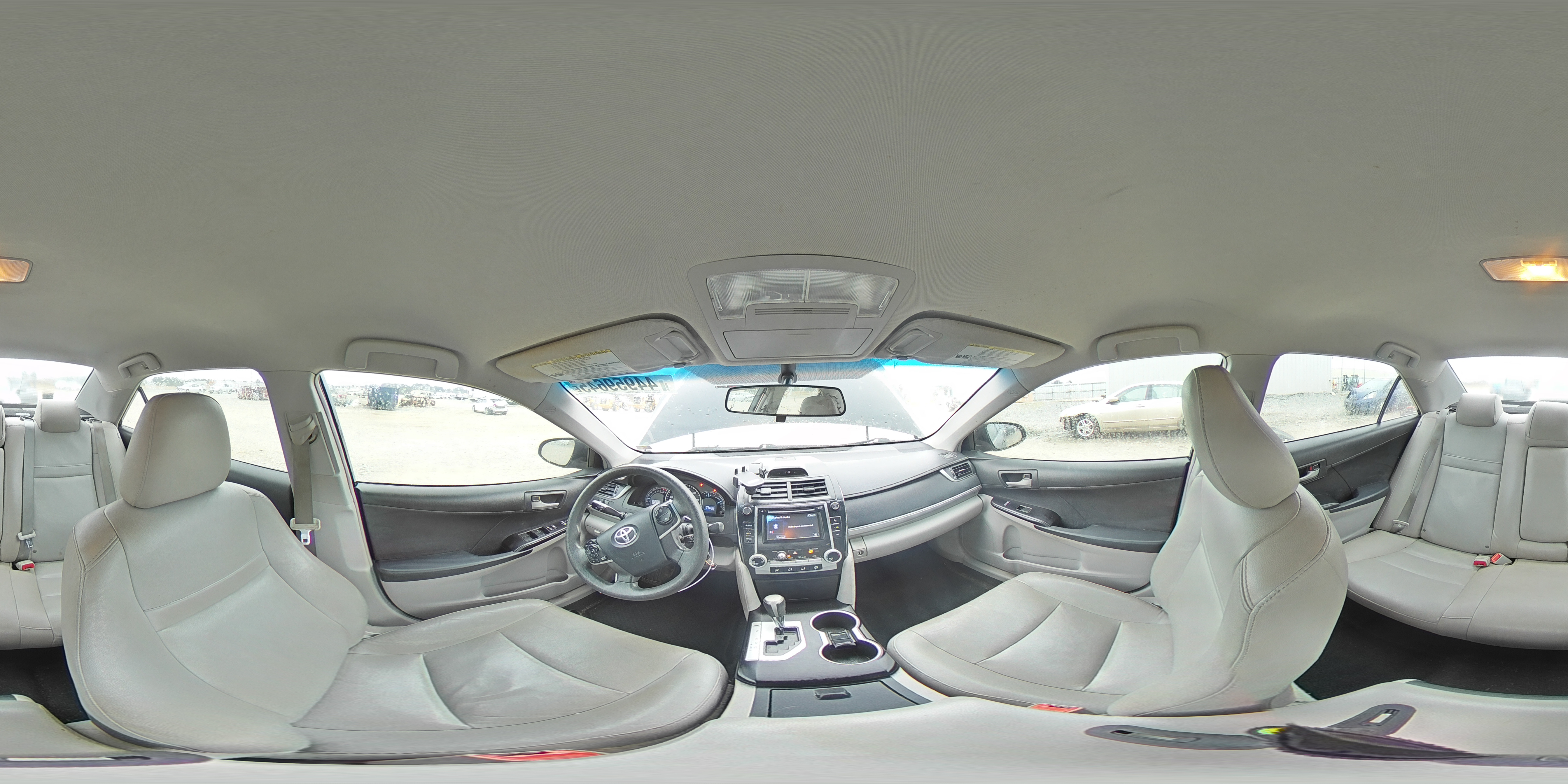 2012 Toyota Camry - Image 15