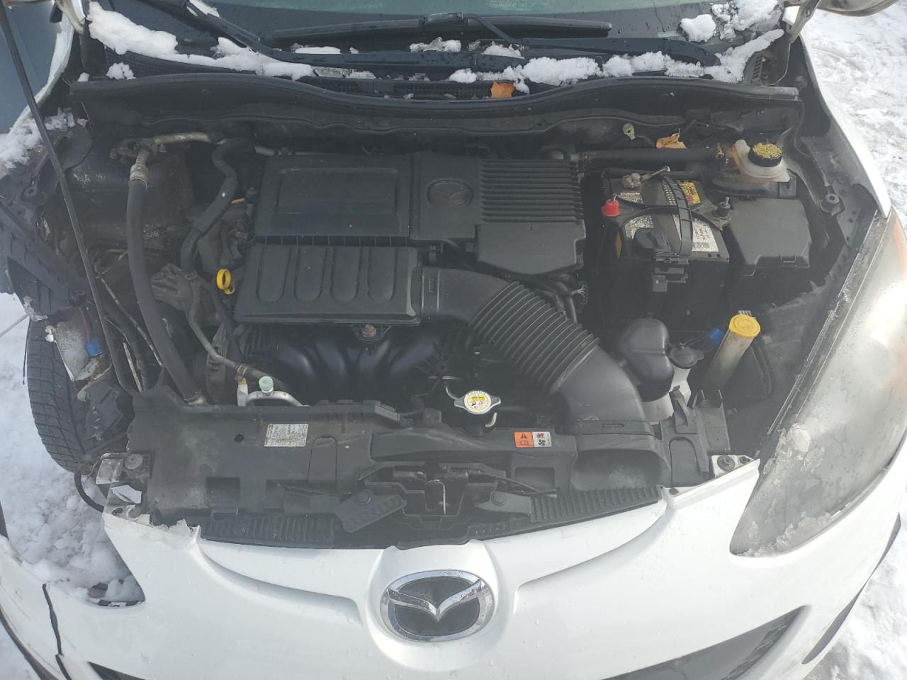 2011 Mazda 2 - Image 11