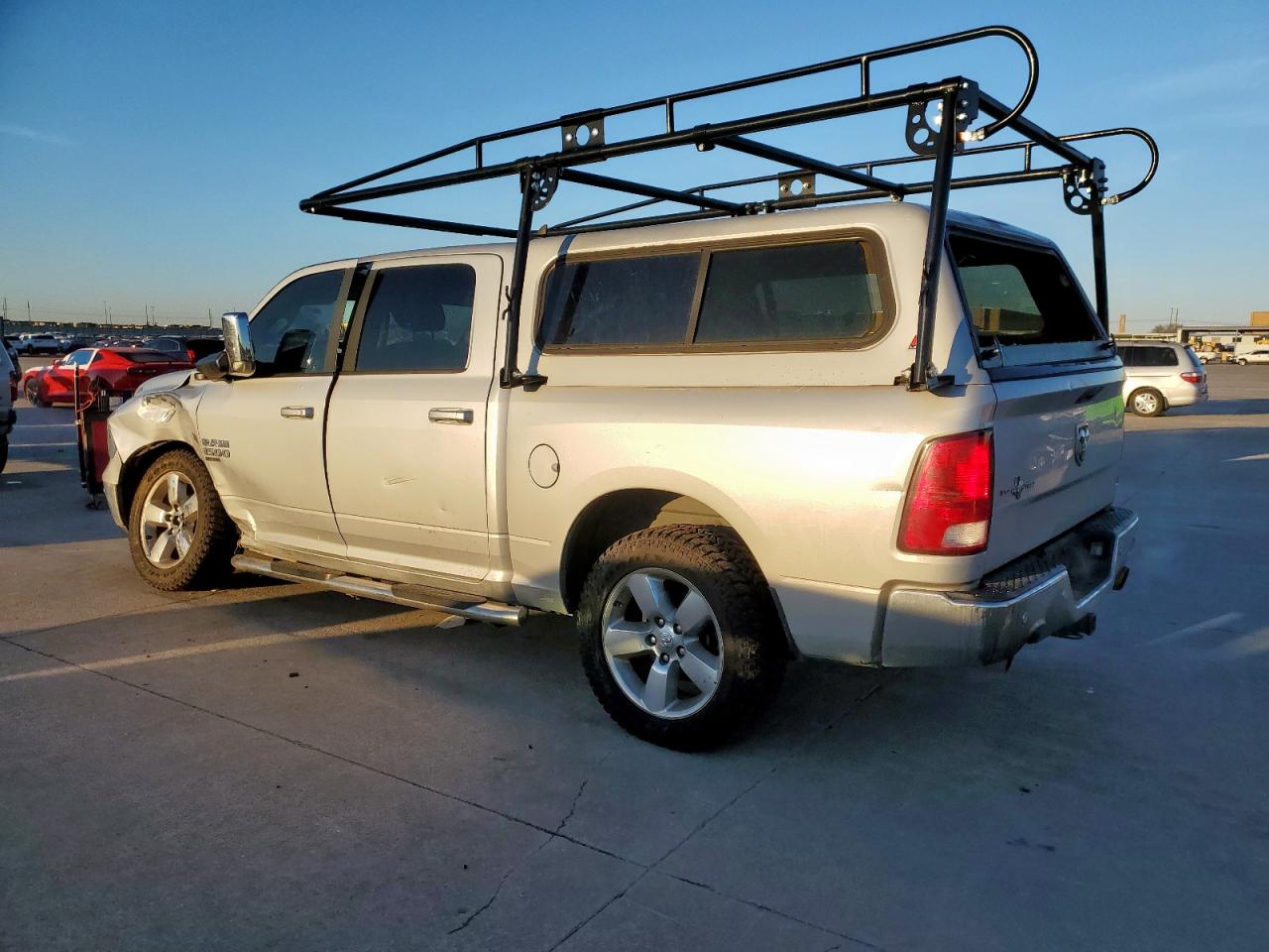 2019 RAM 1500 - Image 2