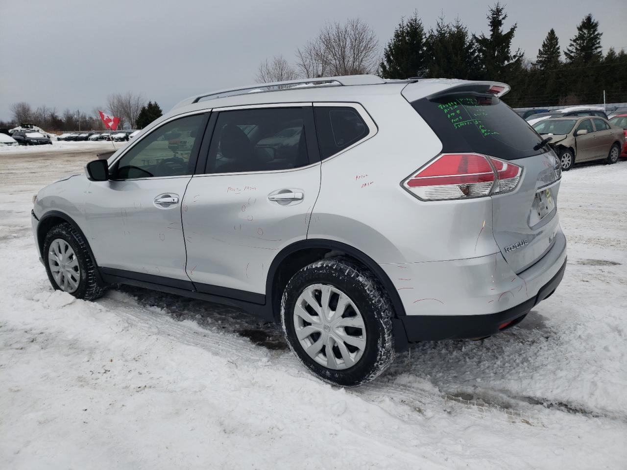 2015 Nissan Rogue - Image 2