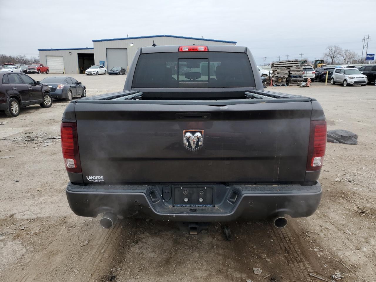 2016 RAM 1500 - Image 6