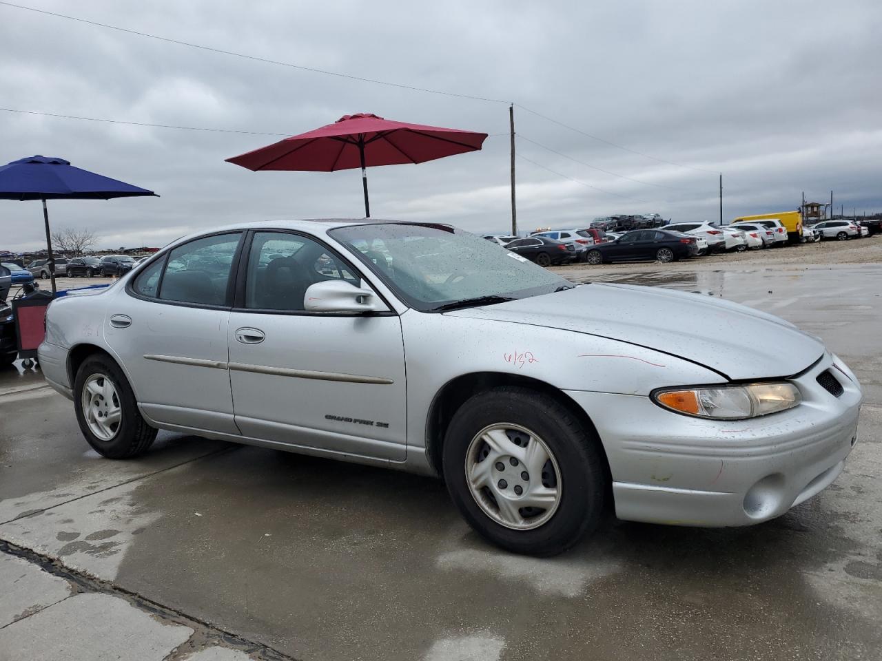 2002 Pontiac Grand Prix - Image 4