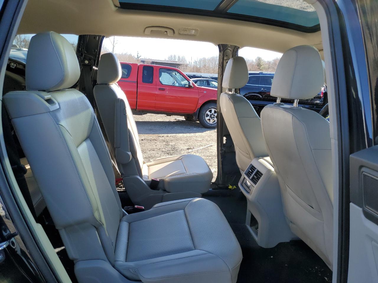 2019 Volkswagen Atlas - Image 11