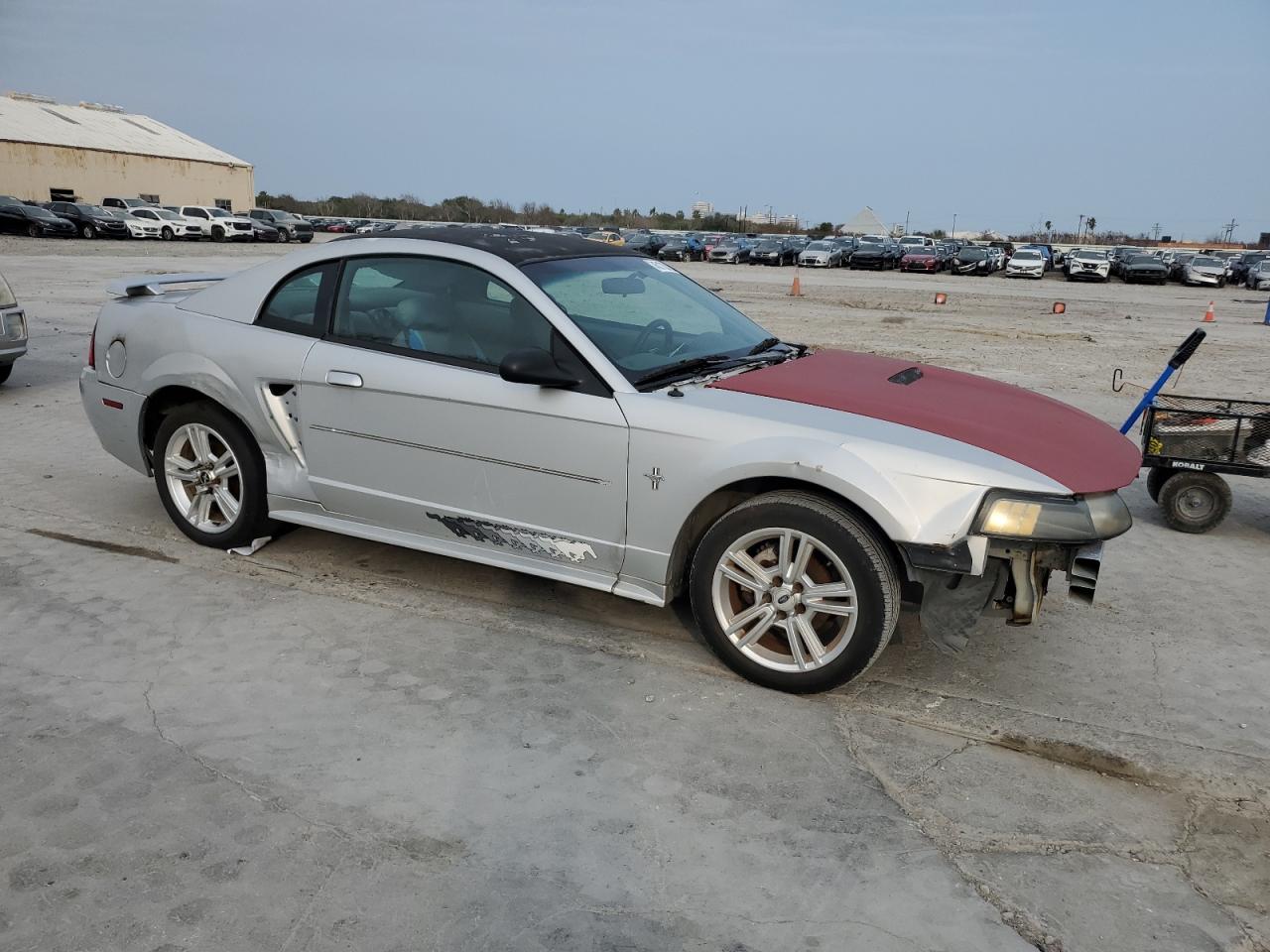2002 Ford Mustang - Image 4