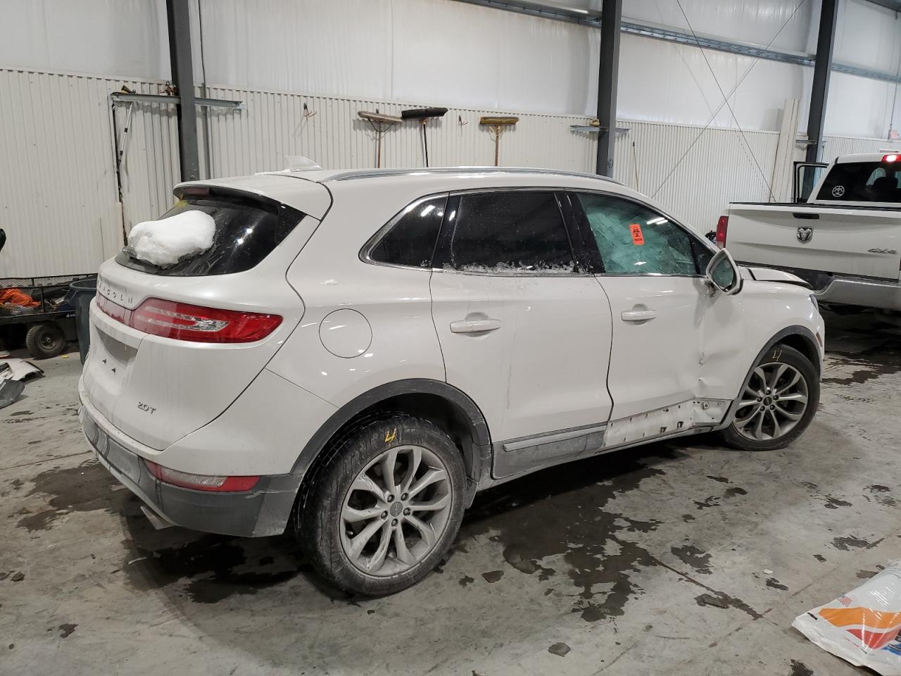 2017 Lincoln MKC - Image 3