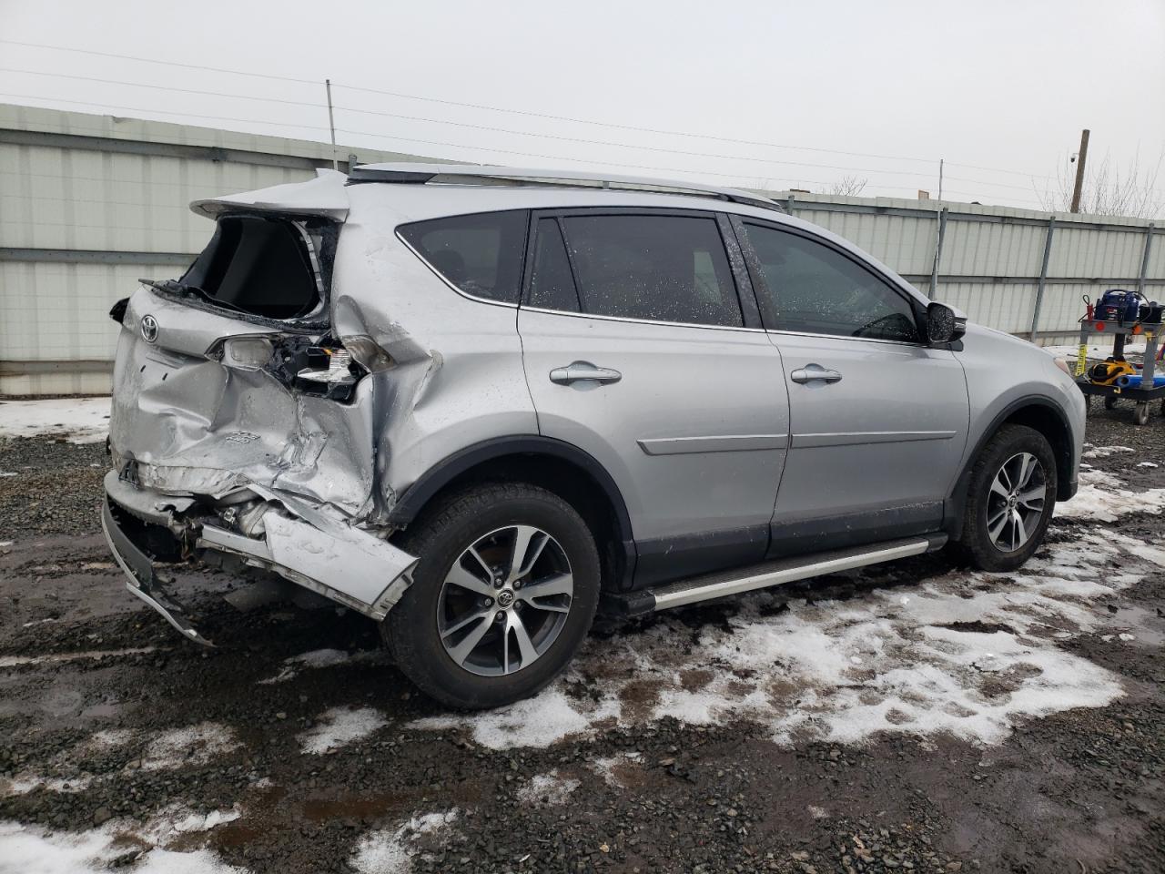 2017 Toyota RAV 4 - Image 3