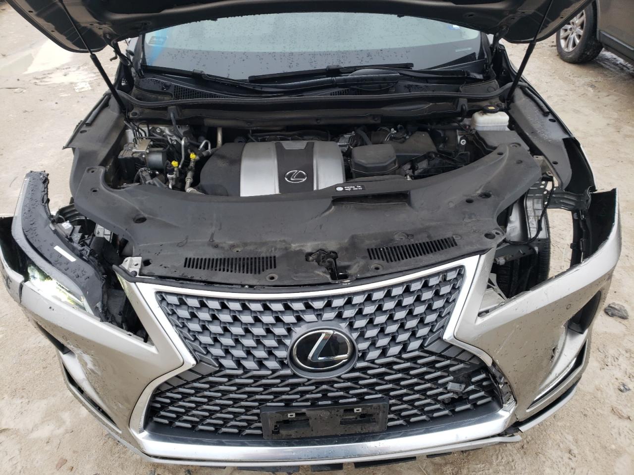 2022 Lexus RX - Image 11