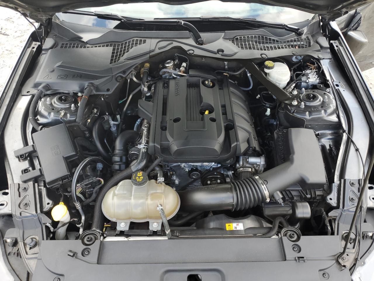 2017 Ford Mustang - Image 12